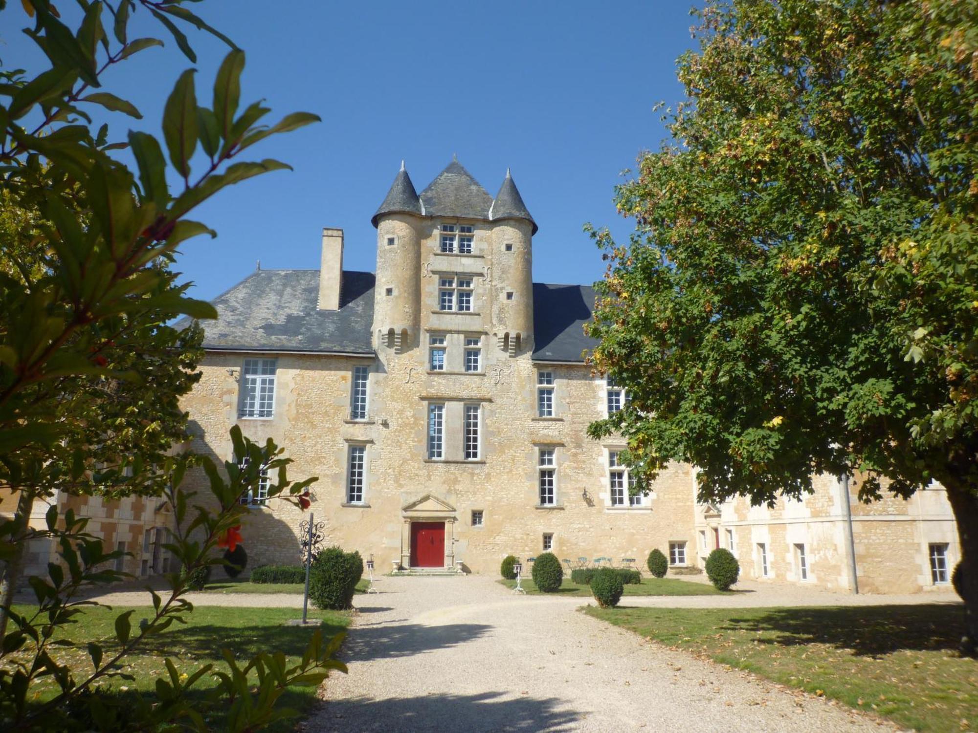 Bed and breakfast Château d'Avanton Extérieur photo