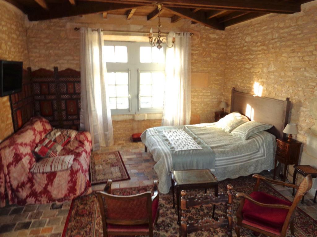 Bed and breakfast Château d'Avanton Chambre photo