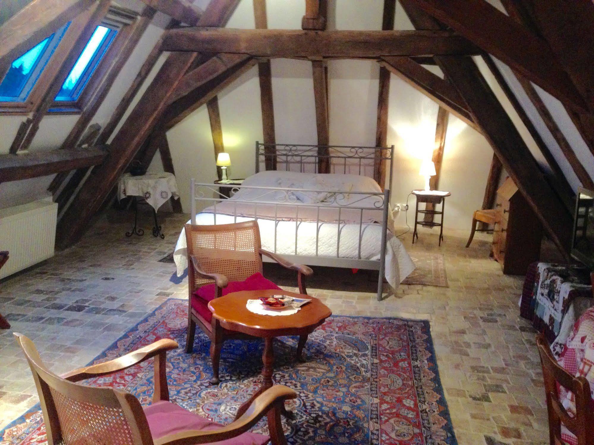 Bed and breakfast Château d'Avanton Extérieur photo